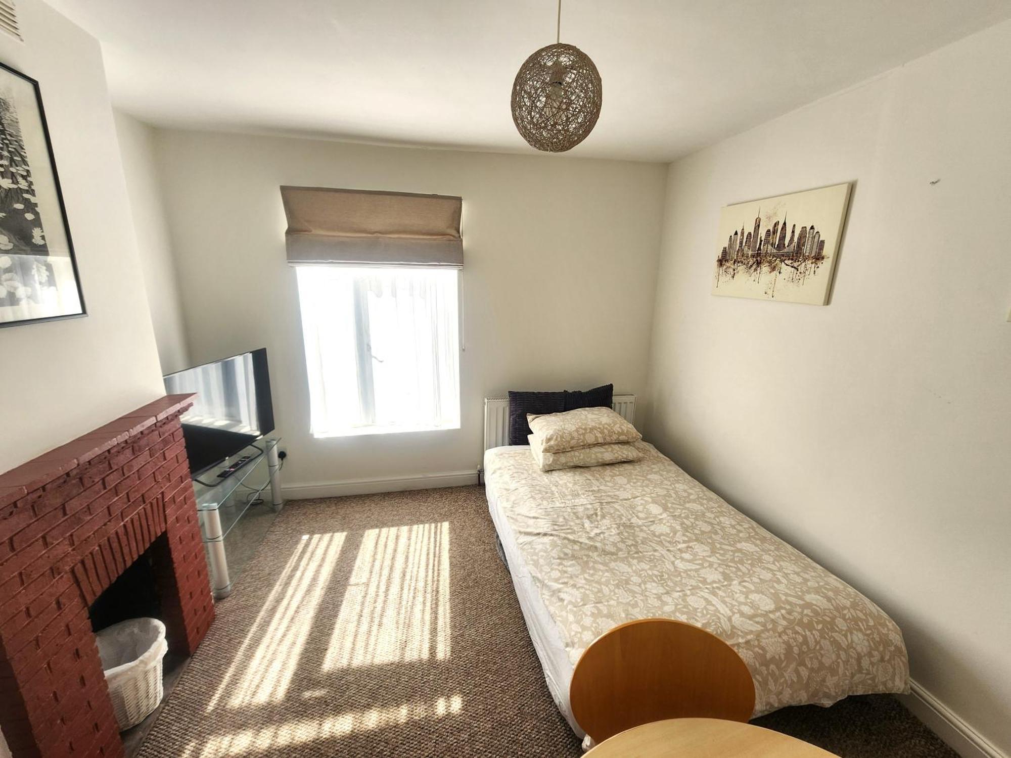 Bassett Flat With 2 Bedrooms And Superfast Wi-Fi Ситтингбурн Экстерьер фото